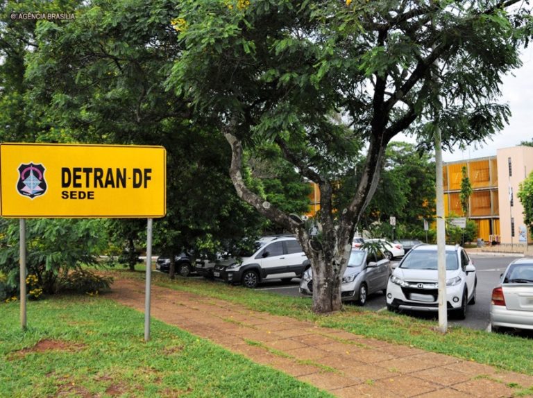 Detran-DF abre processo seletivo para instrutores