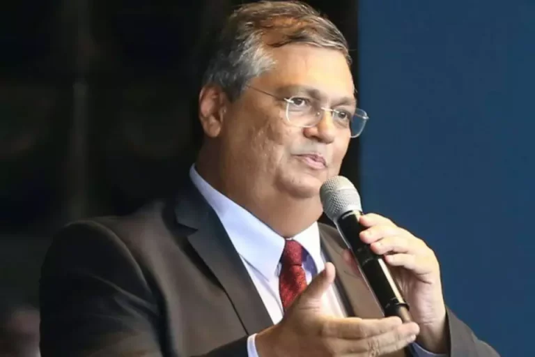 Senador Izalci Lucas (PSDB-DF) quer quebra do sigilo telefônico de Flávio Dino