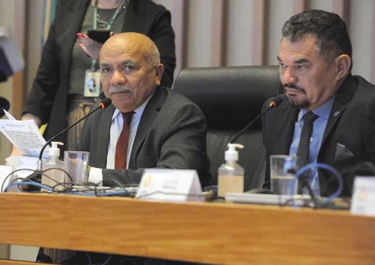 Deputado Hermeto cobra de colegas atenção as pautas distritais