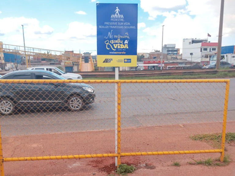 Placas educativas marcam presença nas vias do DF no Maio Amarelo