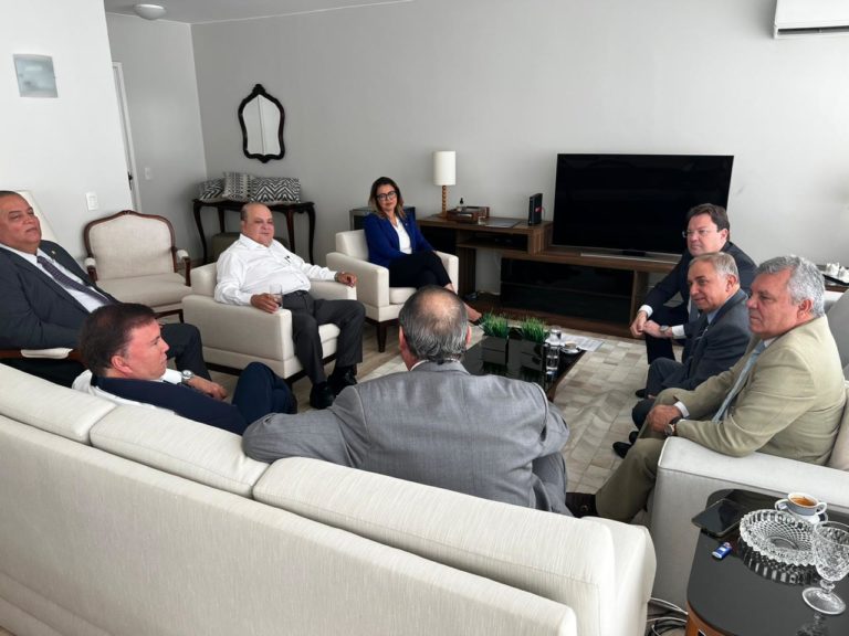 Reunião com Relator do arcabouço termina agora com otimismo do governador e parlamentares do DF