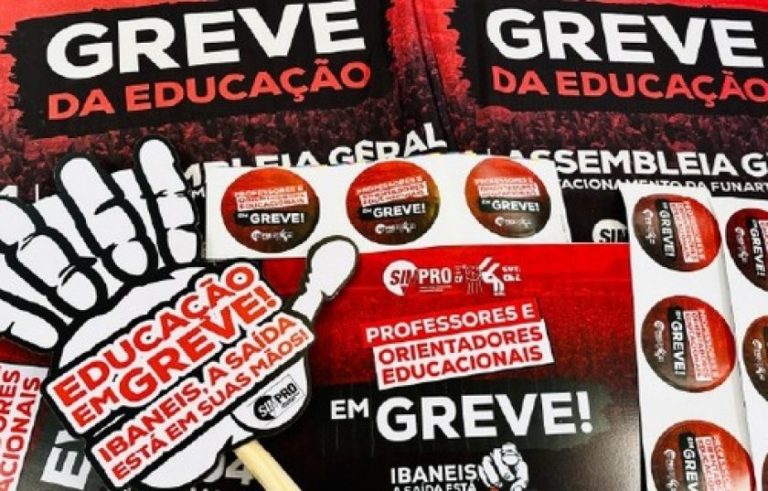 Justiça determina volta de professores as salas de aulas