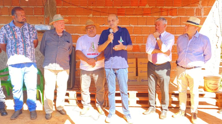 Biodigestor é inaugurado em Oziel Alves III