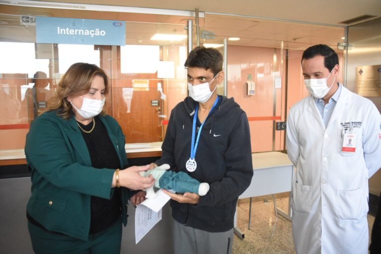 700º paciente transplantado de fígado no DF recebe alta