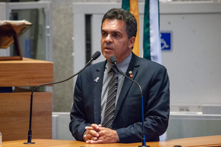 CLDF aprova projeto que garante infraestrutura mínima para trabalhadores e alunos de autoescolas