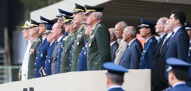Sindicato dos Militares das Forças Armadas – rechaçado por generais – obtém autorização do STF para representar categoria