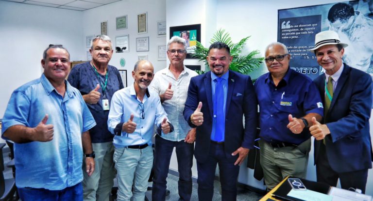 Ex-administradores e ex-deputado, moradores da Candangolândia e do Núcleo Bandeirante reafirmam apoio a Hermeto