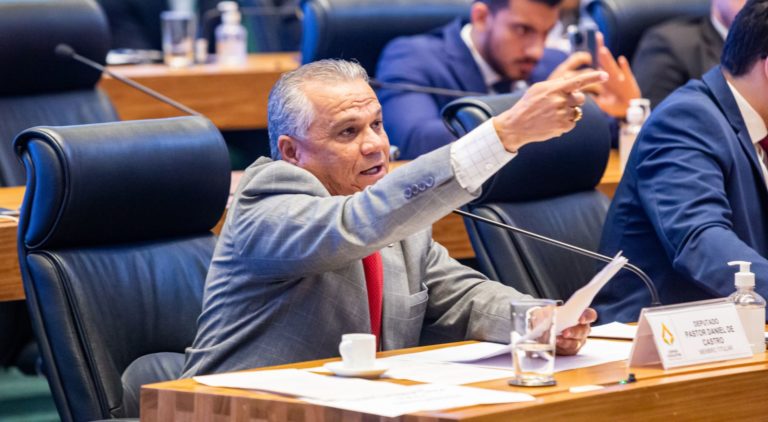 Projeto de Lei Propõe Ampliação de Exames e Cirurgias Eletivas para Casos de Câncer no Distrito Federal