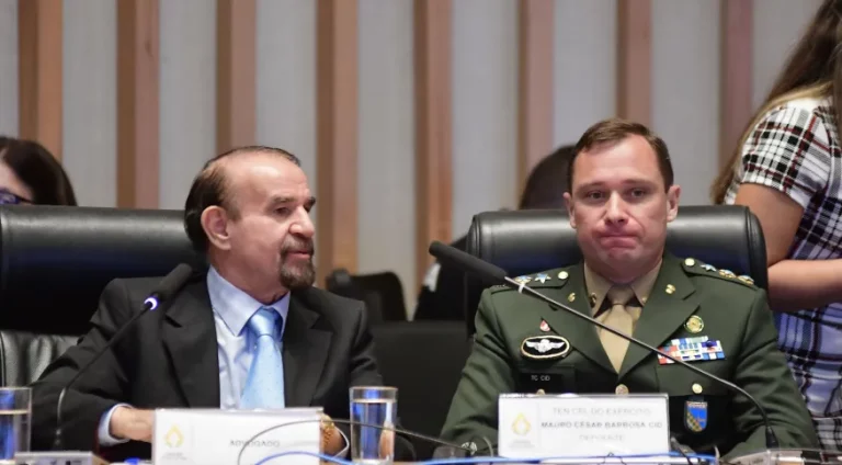E AGORA? “Cid assumiu tudo”, afirma advogado de ex-ajudante de ordens de Bolsonaro