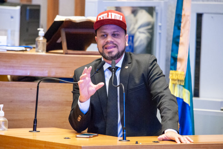 Max Maciel alerta para dificuldades no trânsito com frota de 2 milhões de veículos