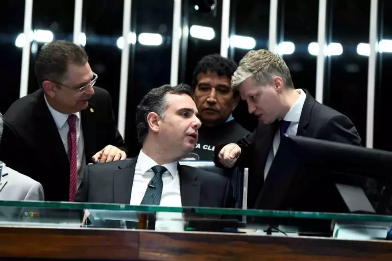 Oposição pede impeachment de Moraes pela morte de ‘Clezão’