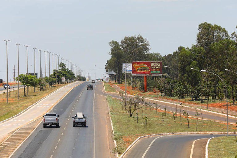 Pavimentação da VC-361 torna rota de motoristas do Gama mais segura