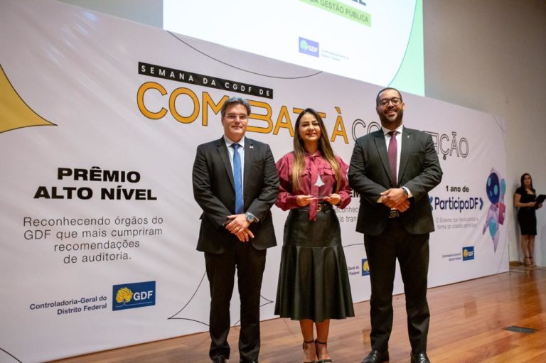 Detran recebe prêmio da Controladoria-geral do Distrito Federal