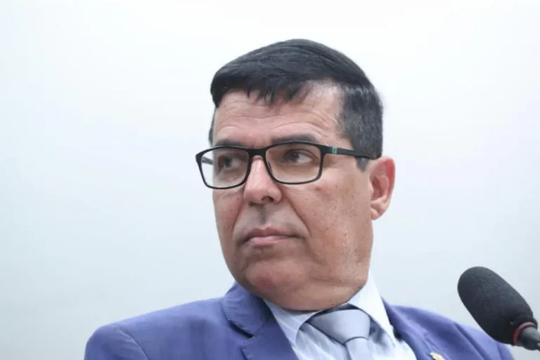 Inteligência Artificial é debatida em Comissão presidida pelo Deputado Federal Professor Paulo Fernando