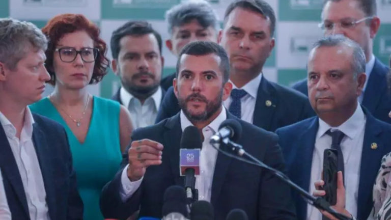 Silêncio da Direita: Covardia, medo ou traição?