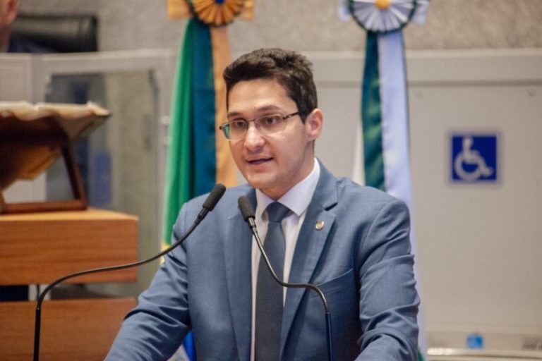 Distritais chamam fala de Lula sobre Ibaneis de “Criminosa”