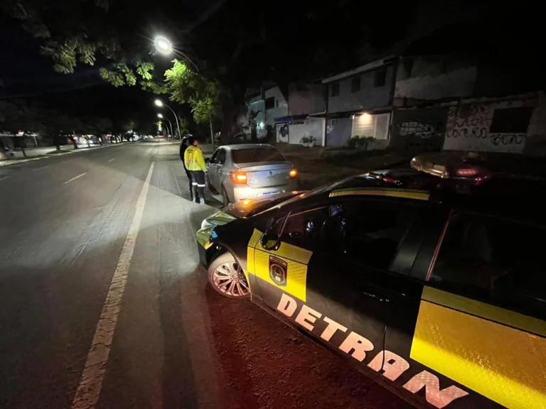 Menor incapaz é resgatado pelo Detran-DF de veículo que estava trancado