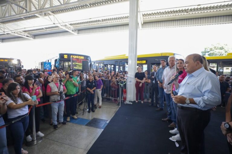 Ibaneis entrega do Terminal 1 da Rodoviária do Gama