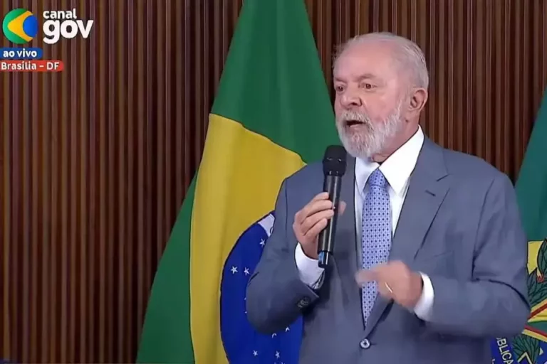 Há 14 meses e meio no poder, Lula ainda culpa Bolsonaro e imprensa