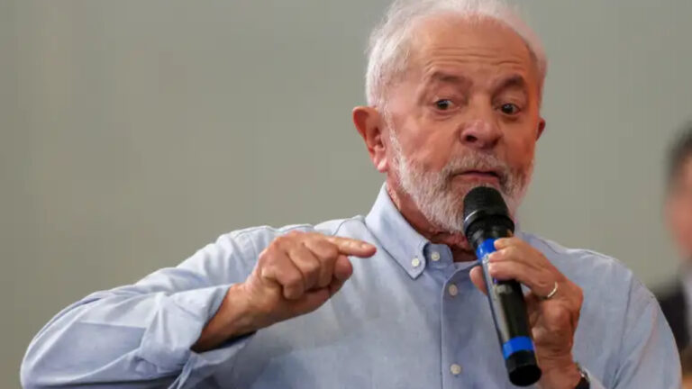 Lula quebra promessa e impõe sigilo de cem anos a 1339 pedidos