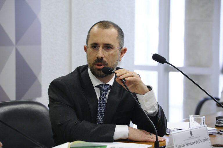 Escritório de ministro da CGU tem contrato com Odebrecht, enquanto governo revê acordo de leniência