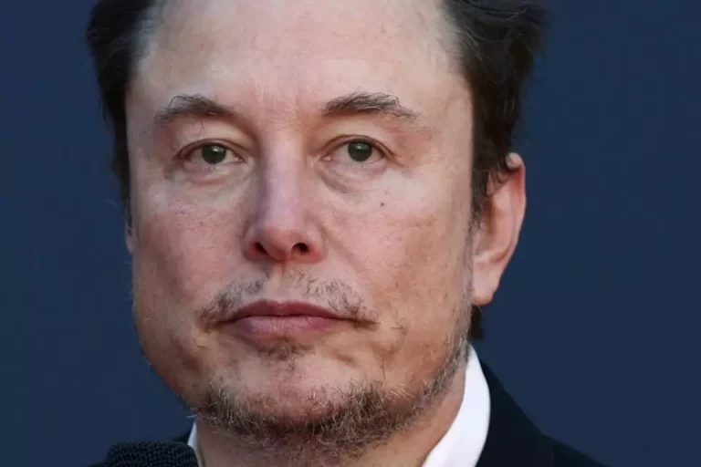 Musk para Moraes: ‘Por que você está determinando tanta censura no Brasil?’