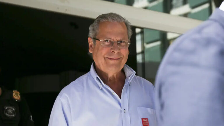 “Governo Lula é de centro-direita”, diz José Dirceu