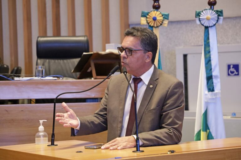 Regulamentada lei que reserva vagas de trabalho para população em situação de rua do DF