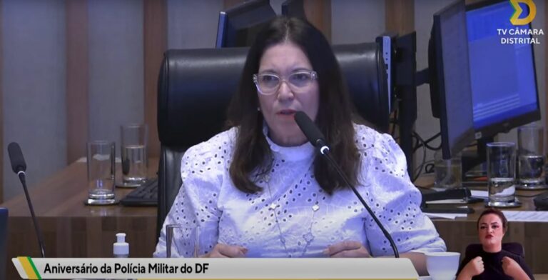Bia Kicis (PL-DF) faz “apelo” pela soltura de PMs ainda presos pelo ‘8 de Janeiro’