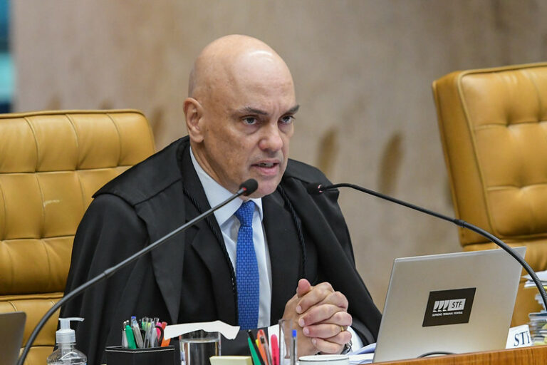 Moraes suspende Lei de Ribeirão Preto (SP) sobre clubes de tiro