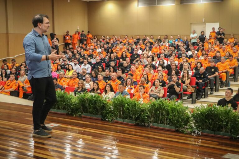 Servidores da segurança participam de palestra sobre inteligência emocional
