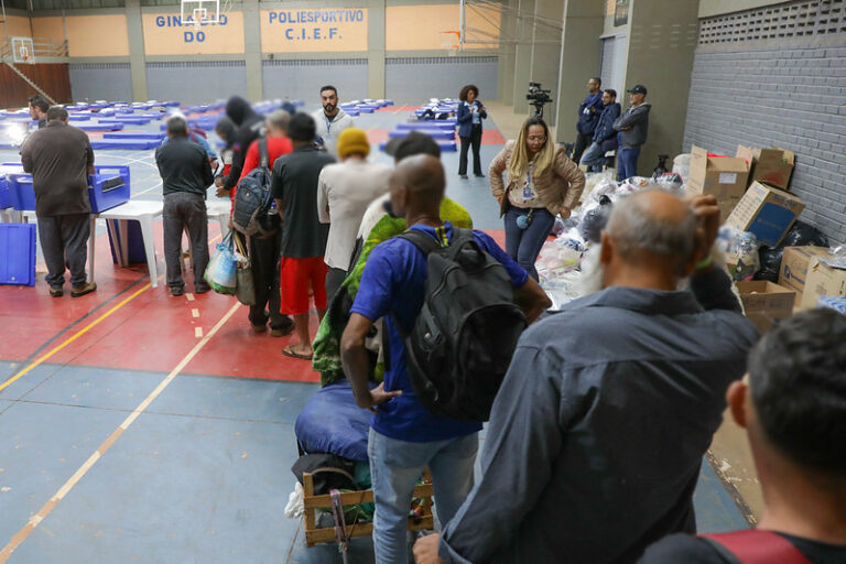 Ação Contra o Frio: GDF oferece abrigo e agasalho a pessoas em situação de rua