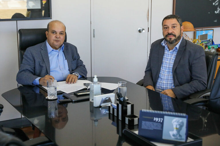 Nomeados os primeiros 59 servidores concursados da Codhab