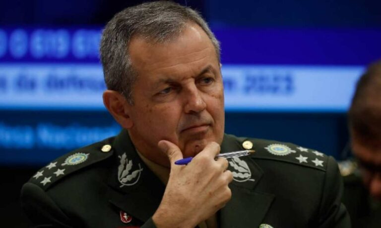 ‘Erramos’, diz comandante do Exército sobre post de Villas Bôas em 2018