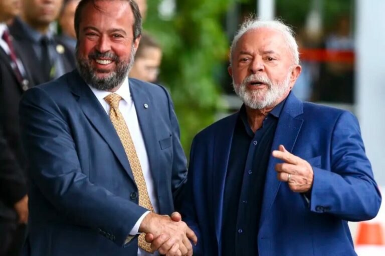 J&F dos irmãos Batista teve 17 reuniões em ministério antes de ganhar MP de Lula