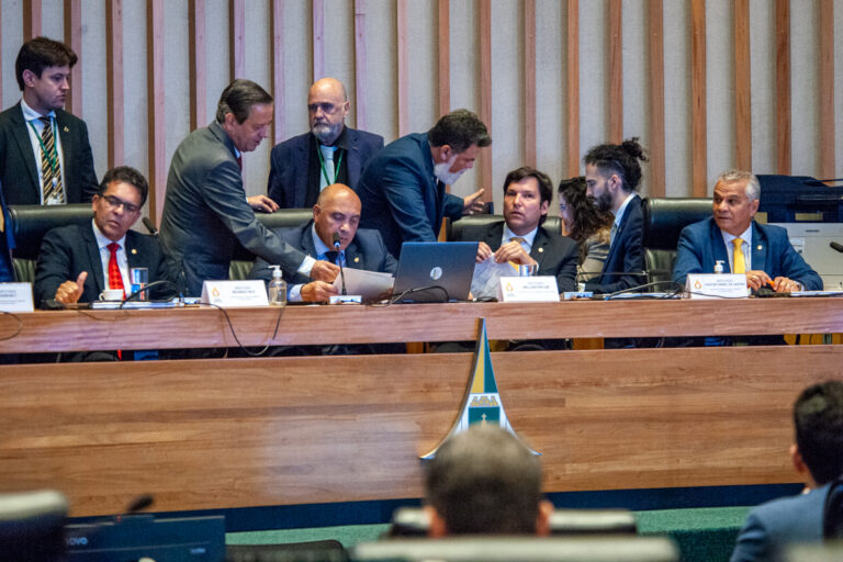 CLDF elege Mesa Diretora para 2025 e 2026