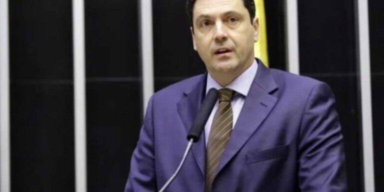 Luiz Philippe é escolhido relator de proposta que dá ao Congresso poder de suspender decisões do STF