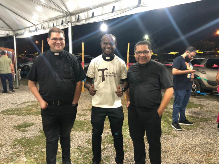 Novena no Tororó em memória de seu padroeiro São Francisco de Assis