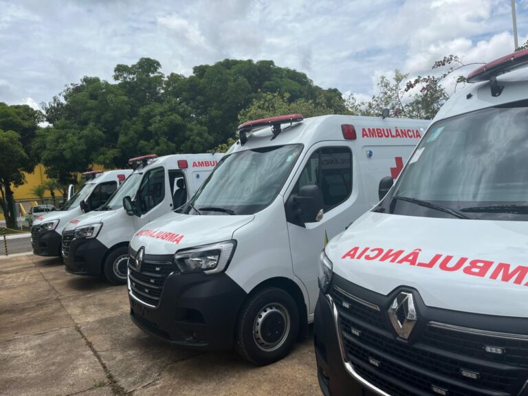 9 ambulâncias são entregues à Rede Pública de Saúde