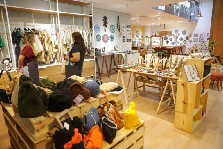 Distrito Federal supera marca de 1 milhão de empregos com carteira assinada