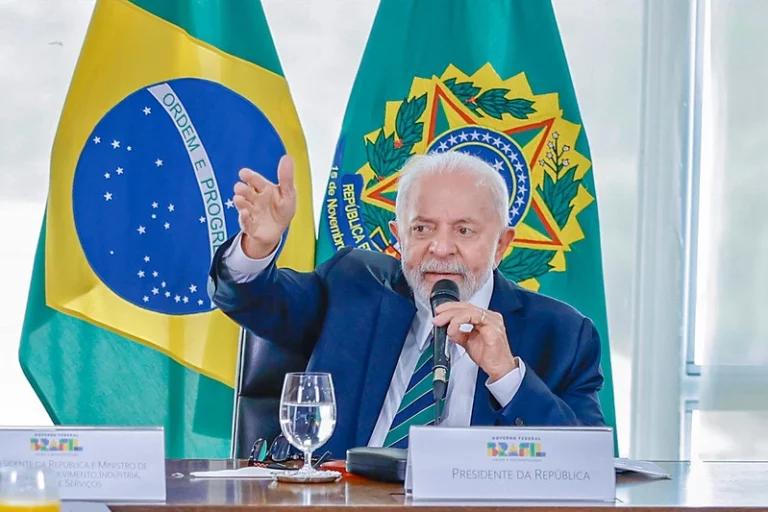 Lula e nove ministros voltam a publicar na rede social X