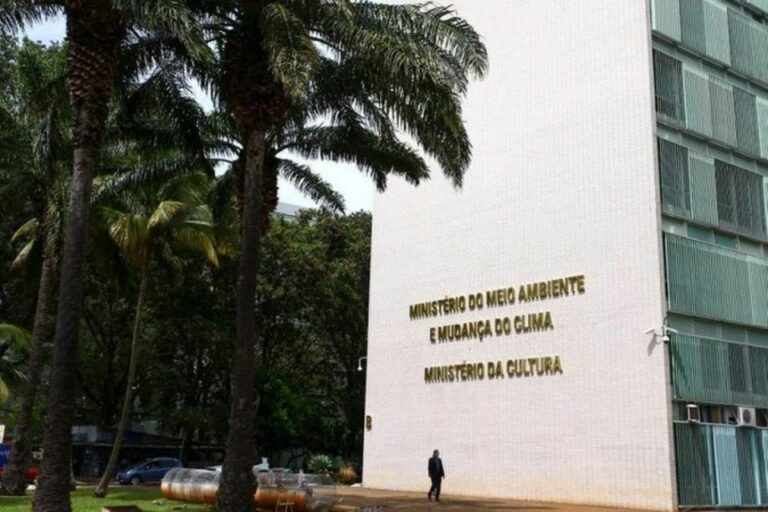 Lula cria filiais do Ministério da Cultura para escolher ONGs