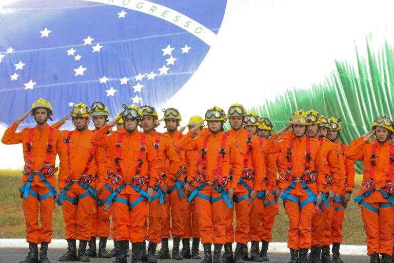 GDF vai enviar bombeiros para atuar no município de Estreito (MA) após queda de ponte