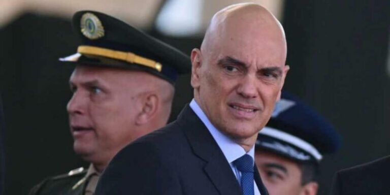 Moraes determina que o Exército explique visitas sem autorização para militares presos
