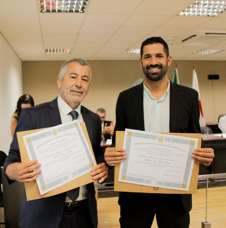 Prefeito e Vice de Santa Fé de Minas são diplomados pelo TRE-MG