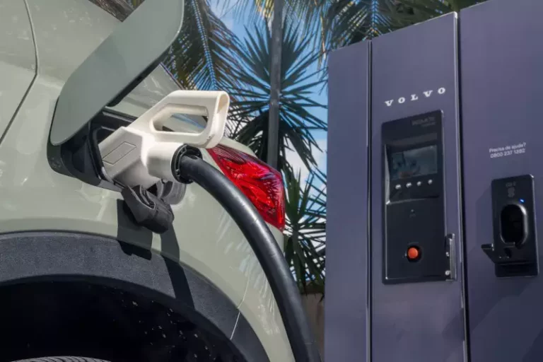Ibaneis mantém isenção de IPVA para carros elétricos já adquiridos no DF