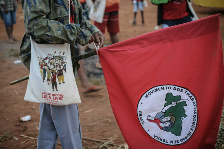 Tiroteio deixa militantes do MST mortos em Tremembé