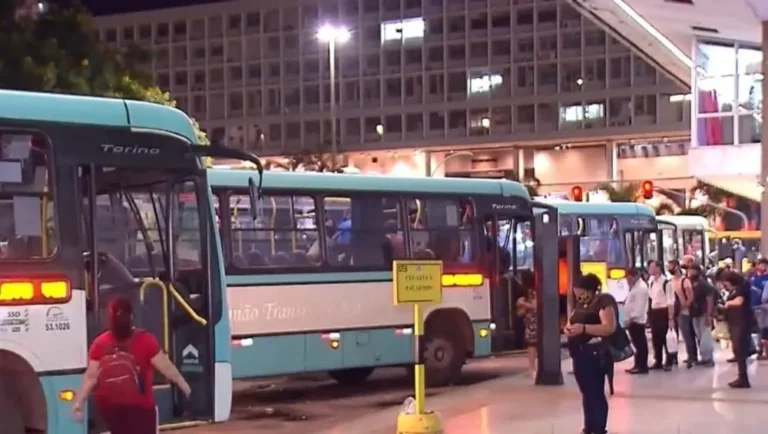 Sem picanha e cervejinha, Lula usa agora a ANTT para ferrar população do entorno do DF aumentando passagens de ônibus