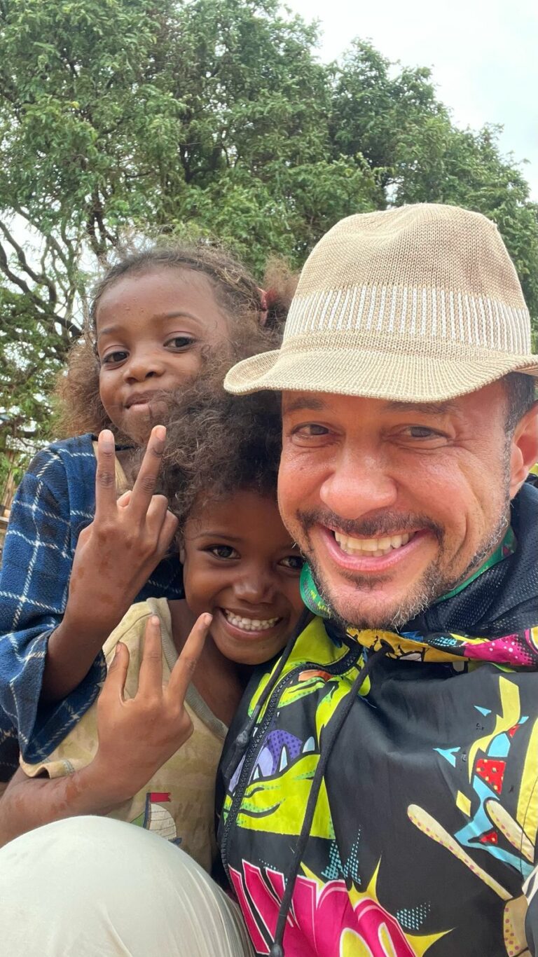 Missão de Amor: Dr. Rodrigo Penha e Fraternidade Sem Fronteiras Levam Esperança a Madagascar