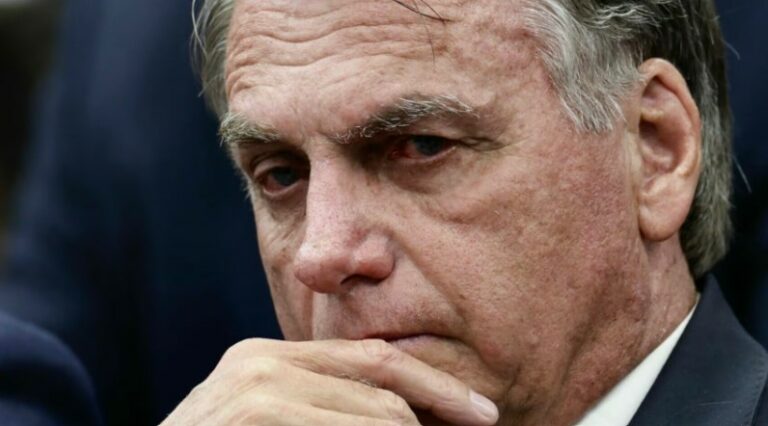 Em ato, Bolsonaro manda recado ao STF sobre anistia: “Ninguém tem que se meter”